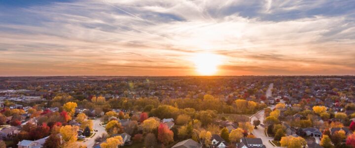Top Neighborhood Features to Look for When Buying a Home Top Neighborhood Features to Look for When Buying a Home